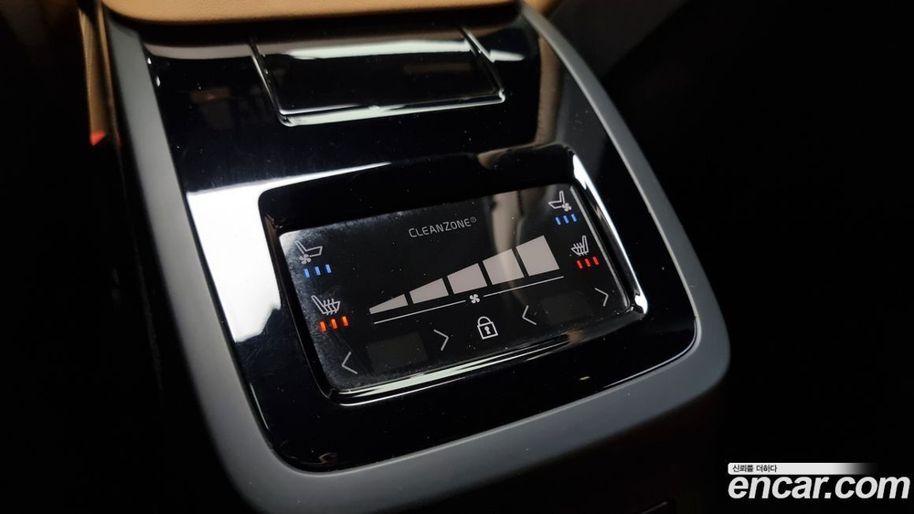 Volvo S90 T8 AWD Ultimate Bright (11.2022)