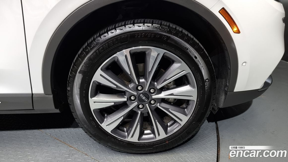 Lincoln Corsair 2.0 Reserve AWD (08.2022)