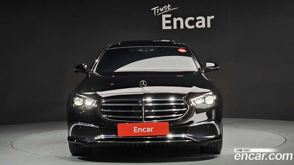 Mercedes-Benz E-Class W213 E220d 4MATIC Exclusive (12.2021)