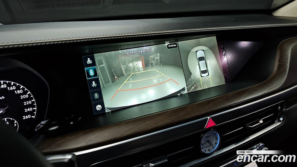 Genesis G90 3.8 AWD (02.2020)