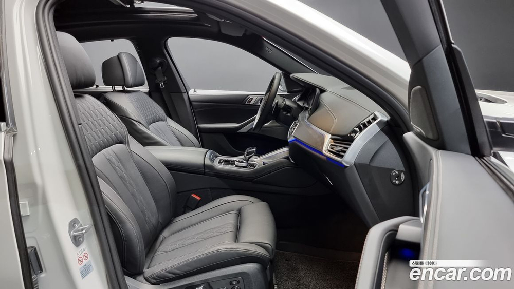 BMW X6 (G06) xDrive40i M Sports (06.2023)