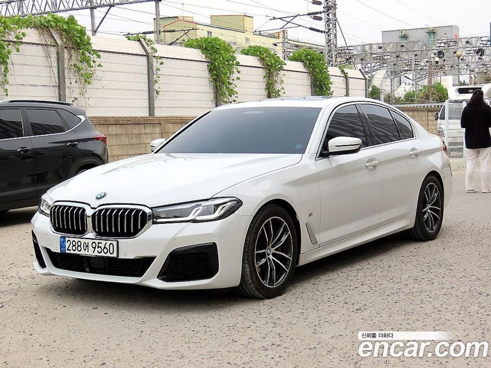 BMW 5 Series (G30) 520i M Sports (12.2020)