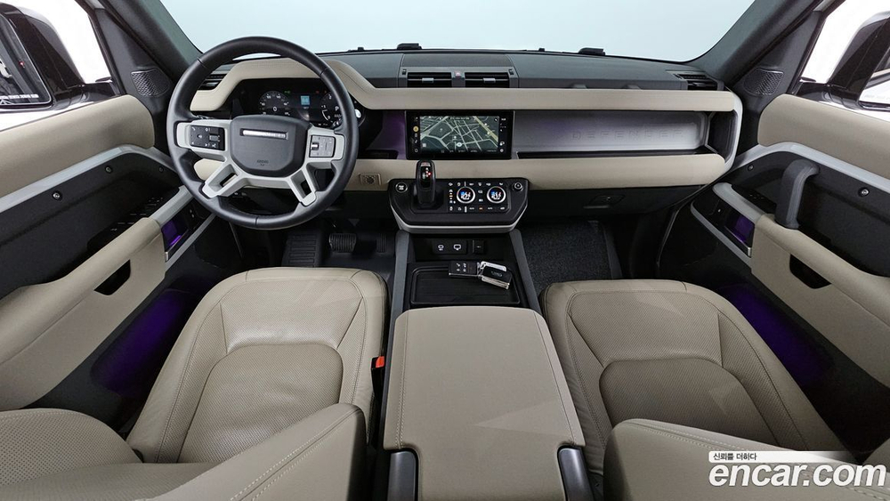 Land Rover Defender (L663) 110 D250 SE (10.2022)