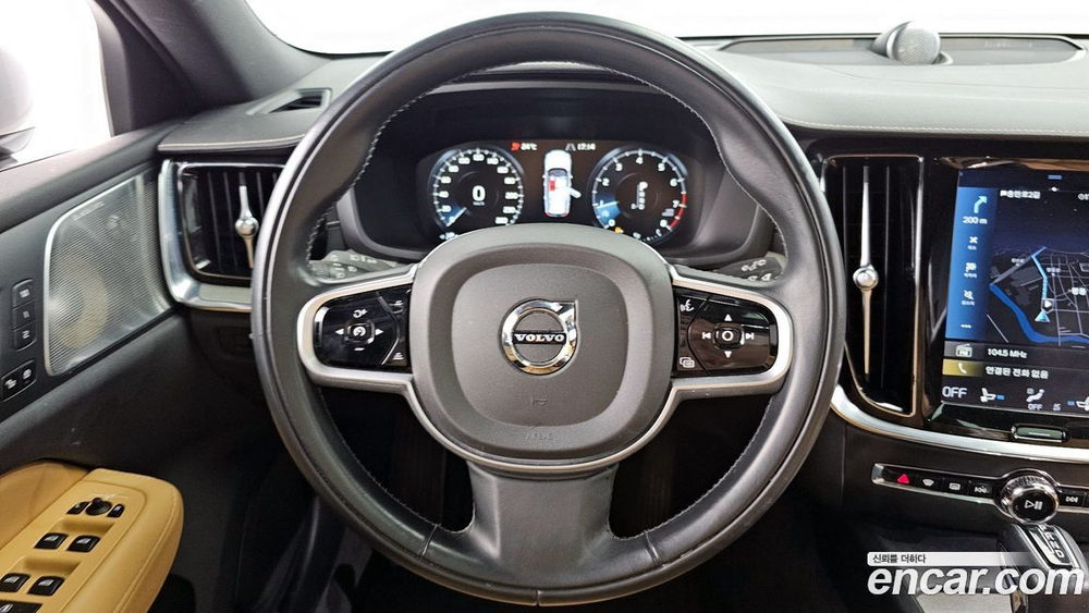 Volvo V60 Cross Country 2 Generation T5 Pro AWD (07.2020)