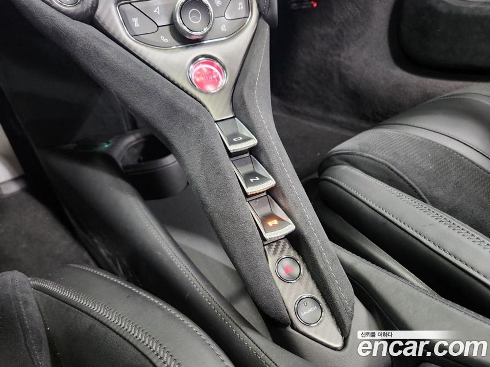 McLaren 720S 4.0 Spider (08.2019)