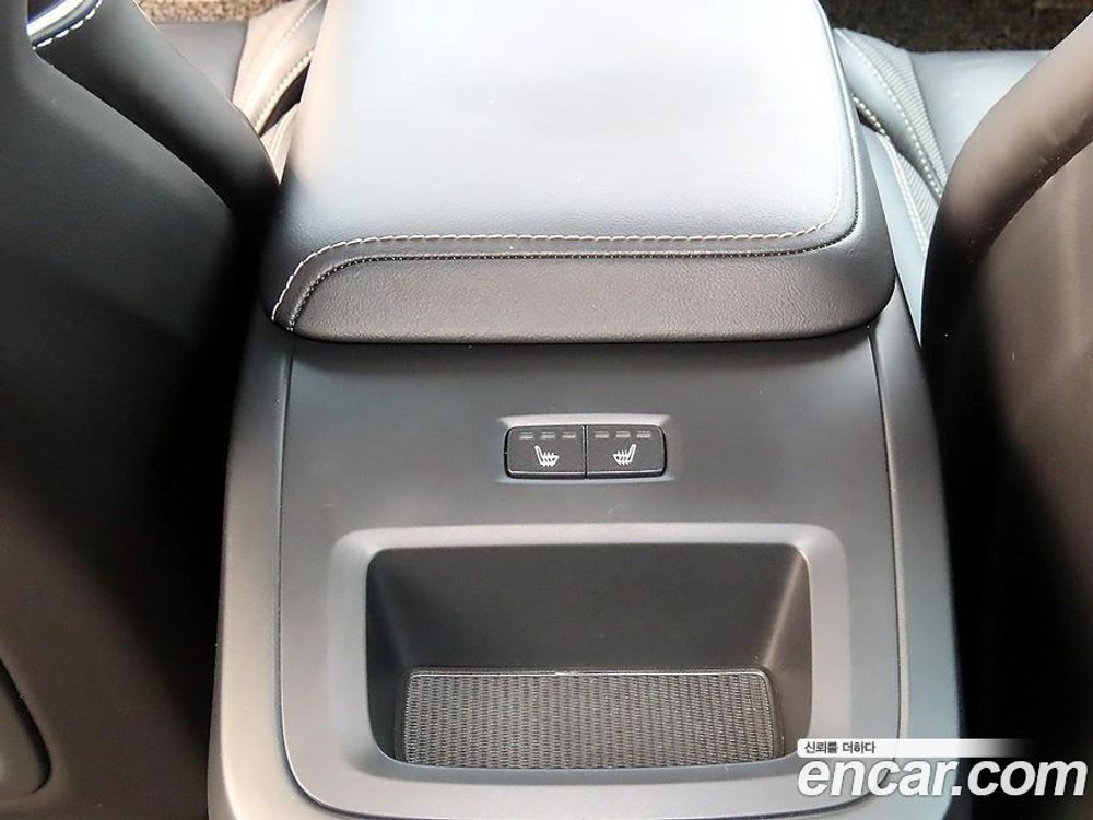 Volvo XC60 2 Generation T8 R-Design (02.2021)