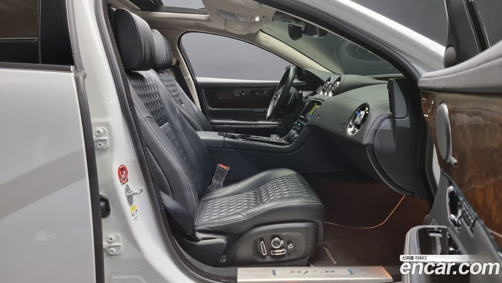 Jaguar All New XJ 3.0D XJ50 LWB (12.2019)