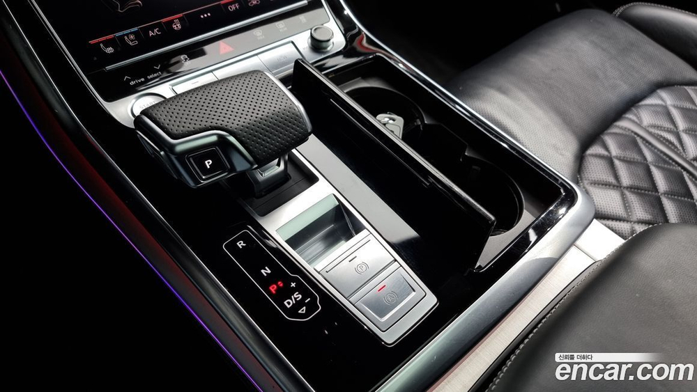 Audi Q8 50 TDI Quattro Premium (09.2020)