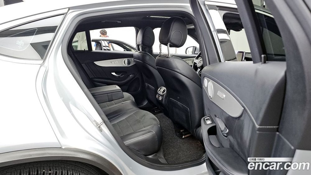 Mercedes-Benz GLC-Class X253 GLC300 4MATIC AMG Line Coupe (12.2019)