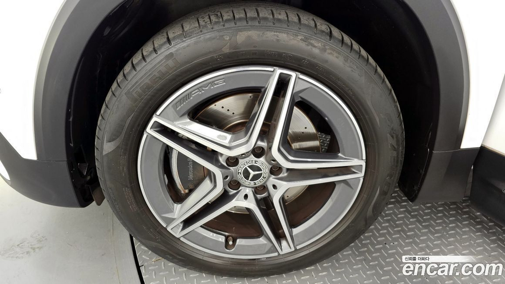 Mercedes-Benz GLB-Class X247 GLB250 4MATIC (10.2020)