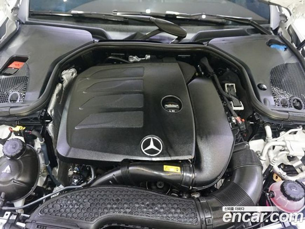 Mercedes-Benz E-Class W213 E350 4MATIC AMG Line (09.2022)