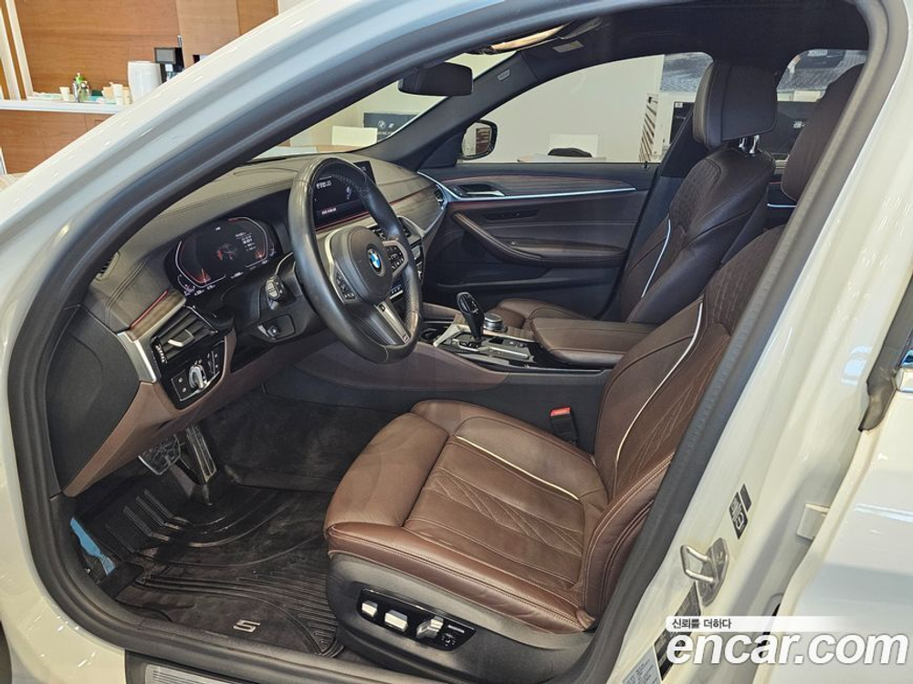 BMW 5 Series (G30) 520d M Sports Plus (11.2019)