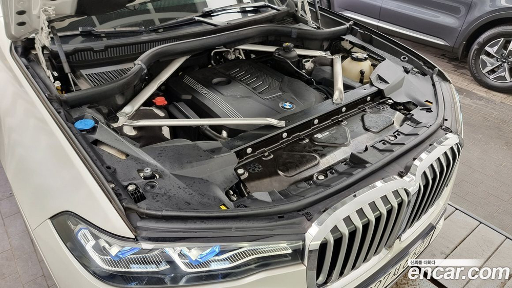 BMW X7 (G07) xDrive 40i Design Pure Excellence 7-и местный (01.2020)