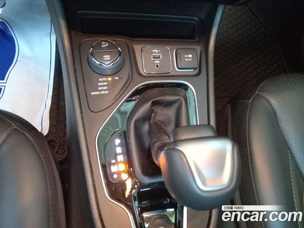 Jeep Cherokee (KL) 2.2 Дизель Overland 4WD (12.2019)