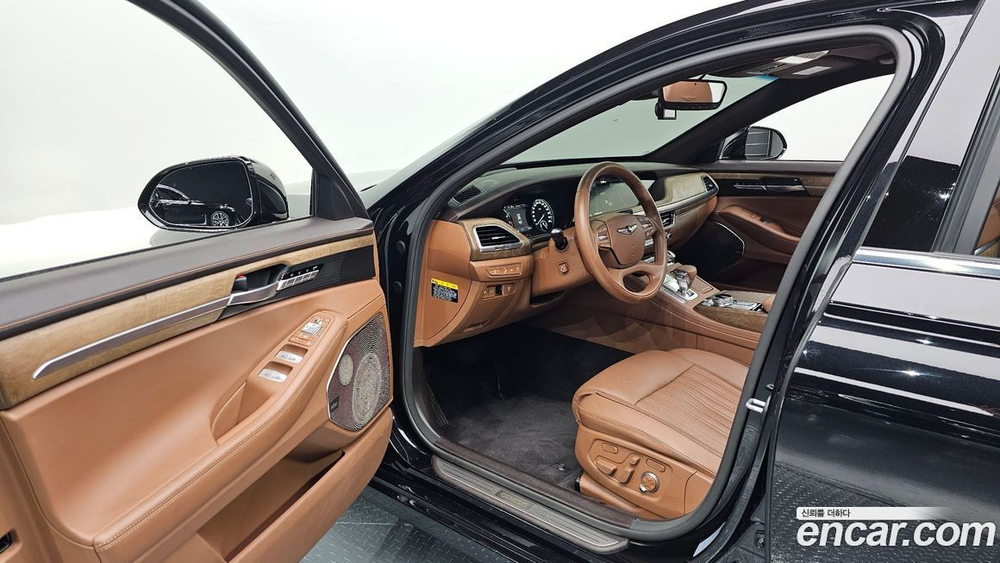 Genesis G90 3.8 AWD (02.2021)