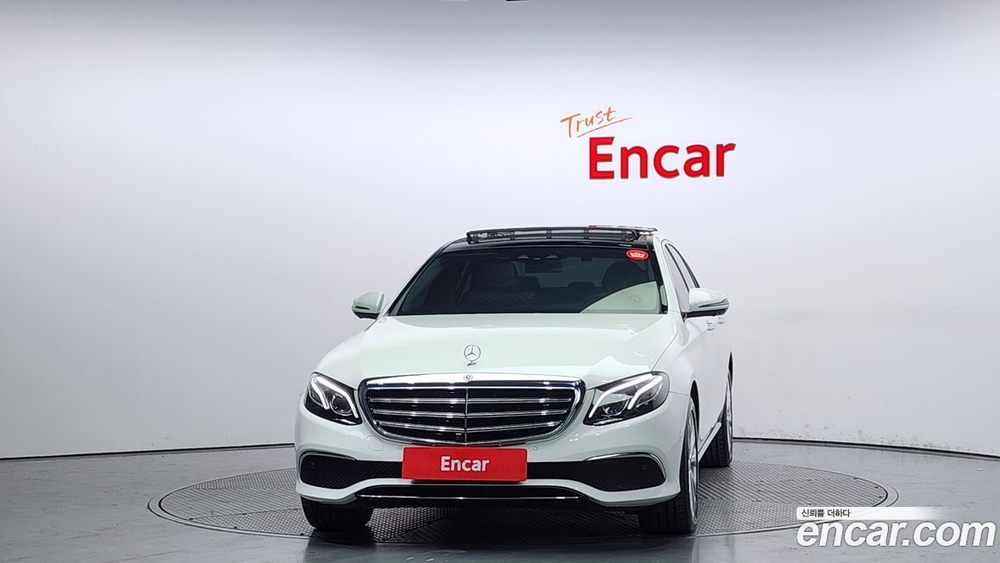 Mercedes-Benz E-Class W213 E300 4MATIC Exclusive (09.2019)
