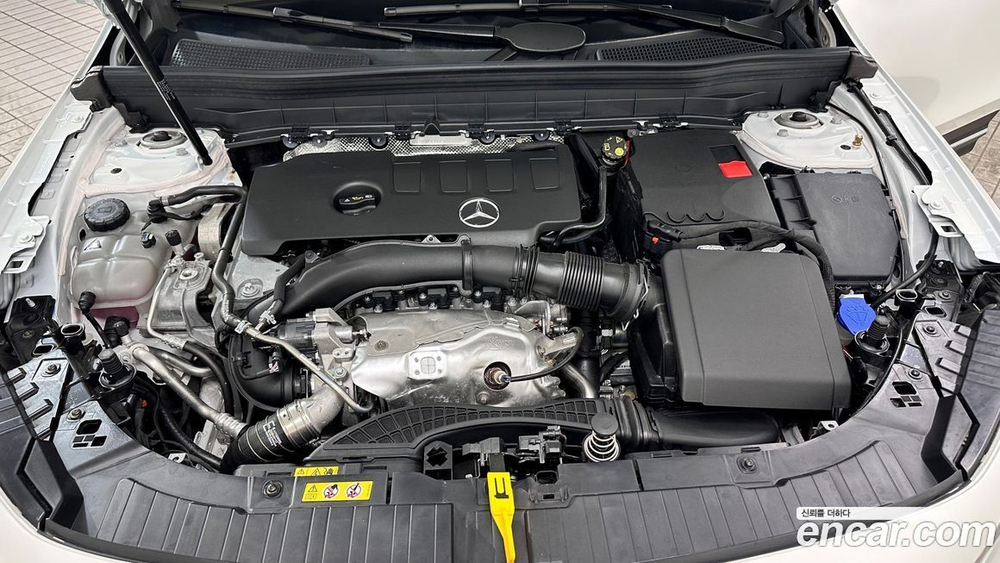 Mercedes-Benz GLB-Class X247 GLB250 4MATIC (10.2023)