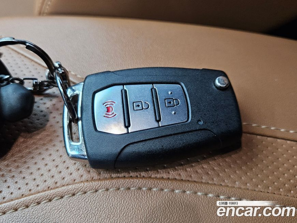 KG Mobility (Ssangyong) Torres Бензин 1.5 4WD (09.2022)