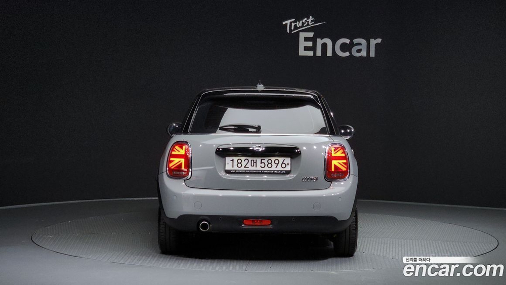 Mini Cooper 5 даерей Basic (03.2021)