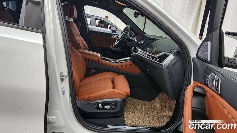 BMW X6 (G06) M60i (08.2023)