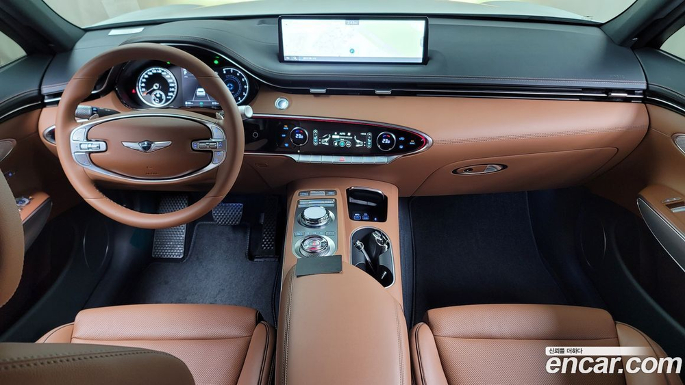 Genesis GV70 2.5T Бензин AWD (11.2023)