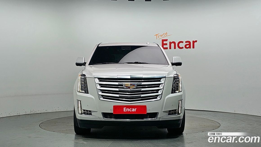 Cadillac Escalade 6.2 (12.2019)