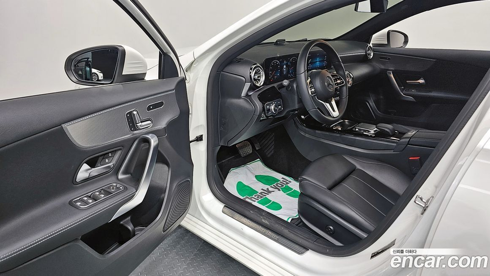 Mercedes-Benz A-Class W177 A220 Hatchback (05.2021)