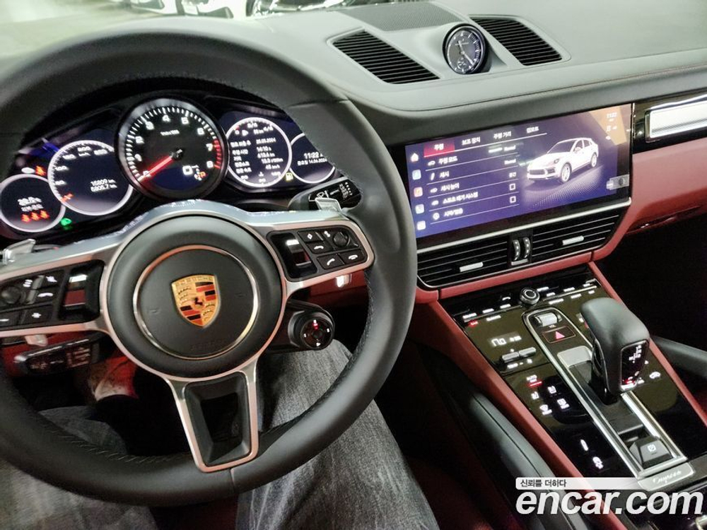 Porsche Cayenne (PO536) 3.0 Coupe Platinum Editions (04.2023)