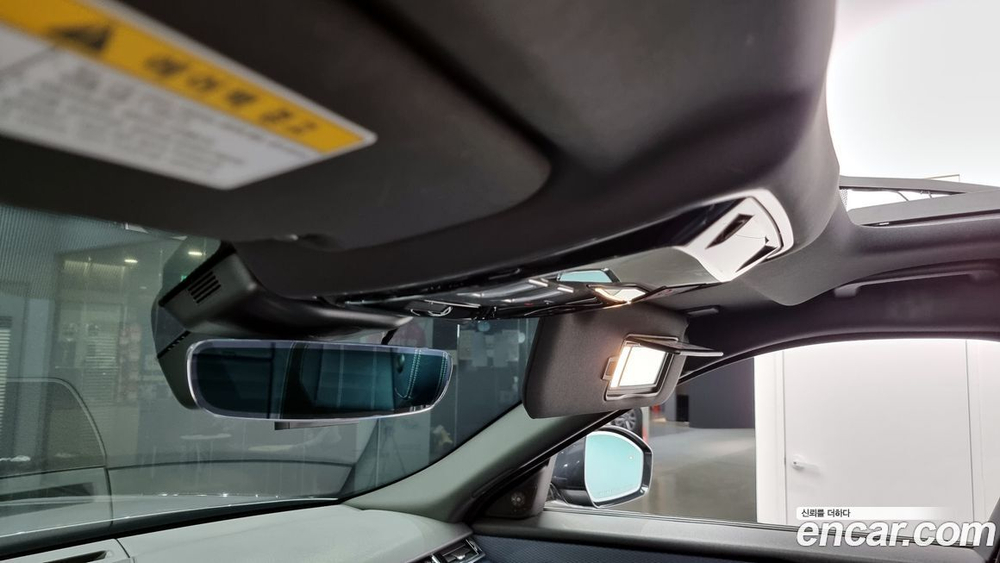 Land Rover Range Rover Bella 3.0 D300 R-Dynamic SE (12.2019)