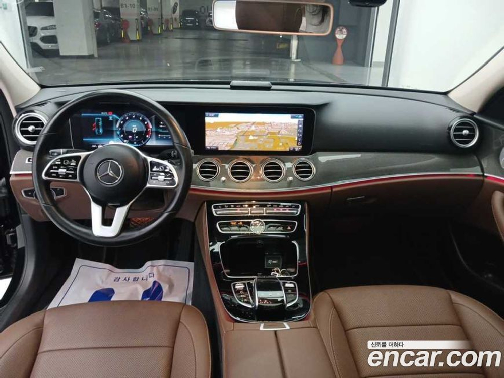 Mercedes-Benz E-Class W213 E300 4MATIC AMG Line (01.2020)