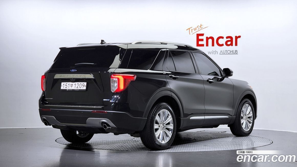 Ford Explorer 6 Generation 2.3 Limited 4WD (04.2020)