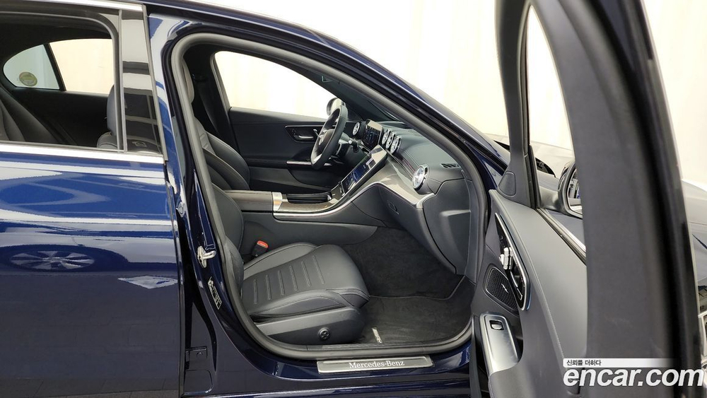 Mercedes-Benz C-Class W206 C300 AMG Line (01.2023)