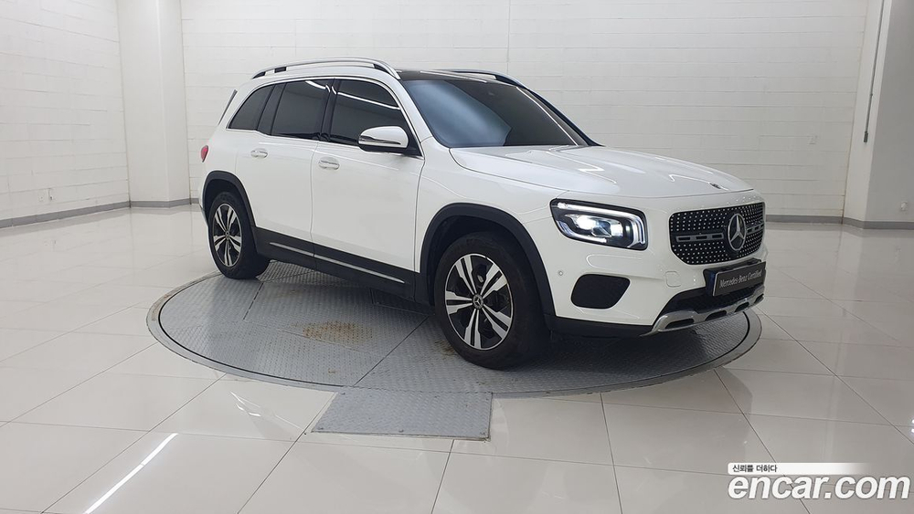Mercedes-Benz GLB-Class X247 GLB220 (06.2021)