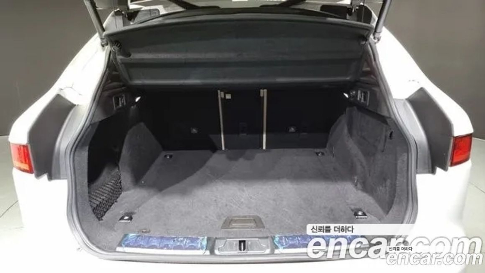 Jaguar F-PACE 20d Prestige (09.2019)