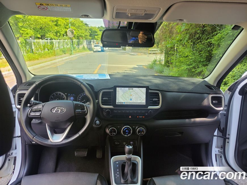 Hyundai Venue 1.6 Modern (10.2019)