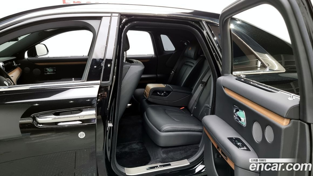 Rolls-Royce Ghost 2 Generation 6.7 V12 (04.2022)