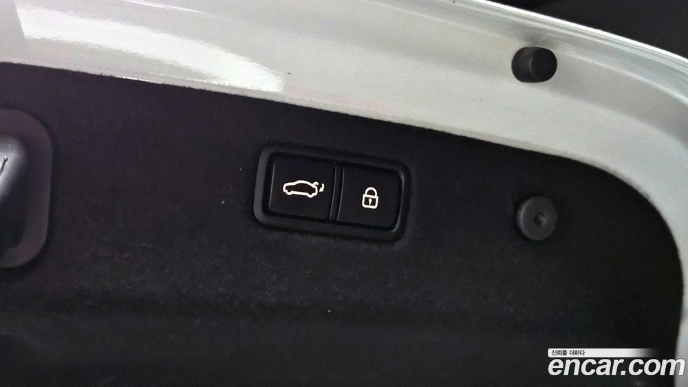 Genesis G70 2.0T (11.2019)
