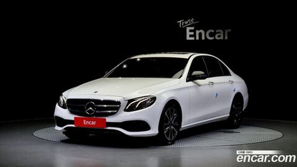 Mercedes-Benz E-Class W213 E250 Avangarde (05.2020)