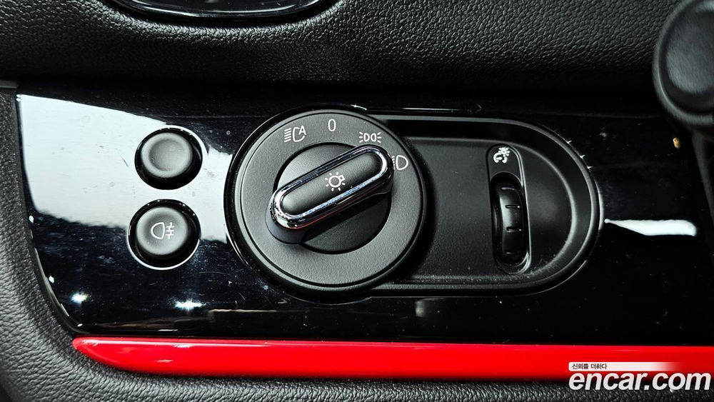 Mini Cooper S Countryman JCW 라이트 (12.2020)
