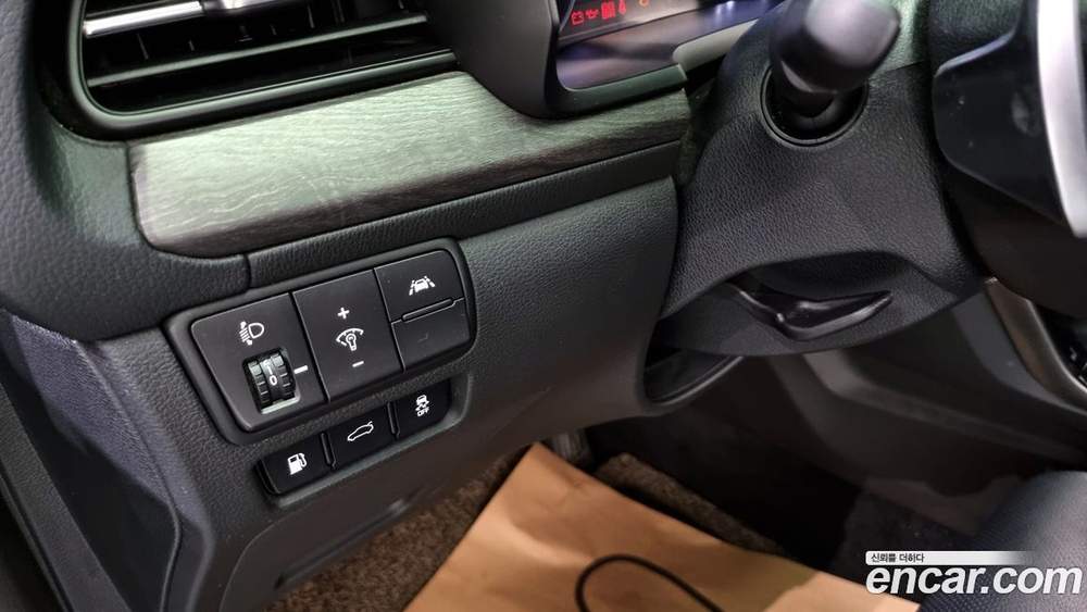 Kia K7 (Cadenza) Premier 2.5 GDI Prestige (12.2020)