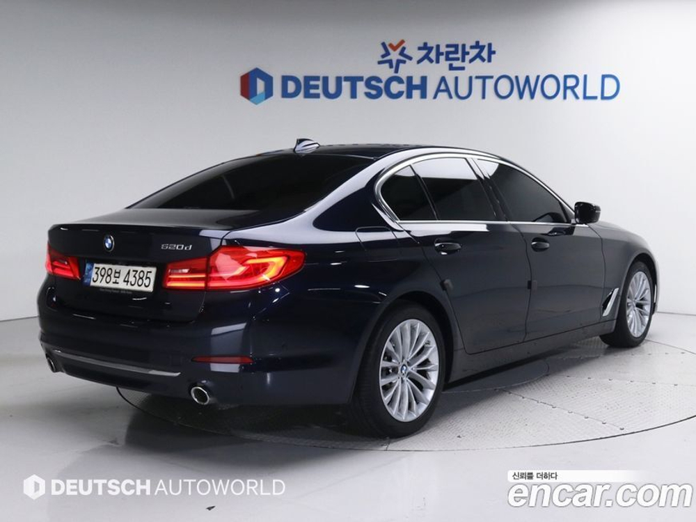 BMW 5 Series (G30) 520d Luxury Plus (02.2020)