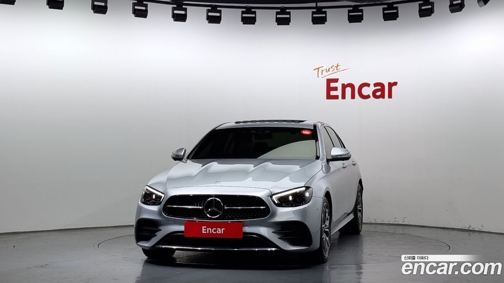 Mercedes-Benz E-Class W213 E220d 4MATIC AMG Line (04.2022)