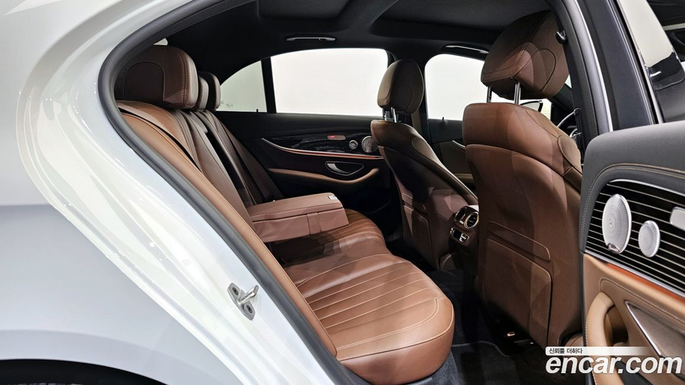 Mercedes-Benz E-Class W213 E450 4MATIC Exclusive (03.2021)