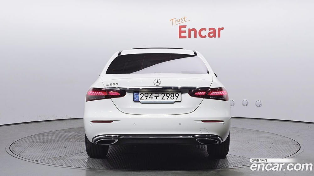 Mercedes-Benz E-Class W213 E250 Avangarde (10.2023)