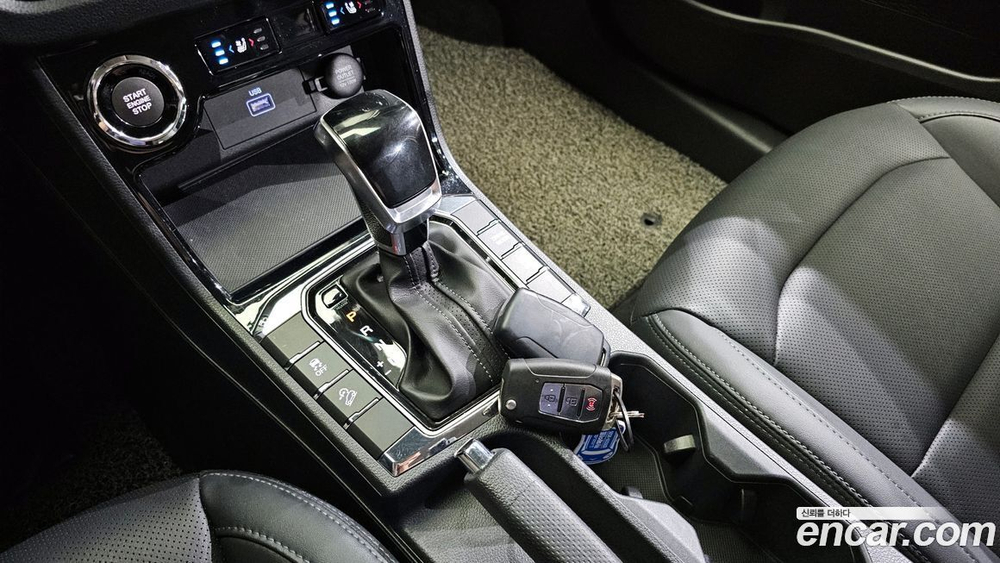 KG Mobility (Ssangyong) Beautiful Korando Бензин 1.5 2WD C5 (12.2019)