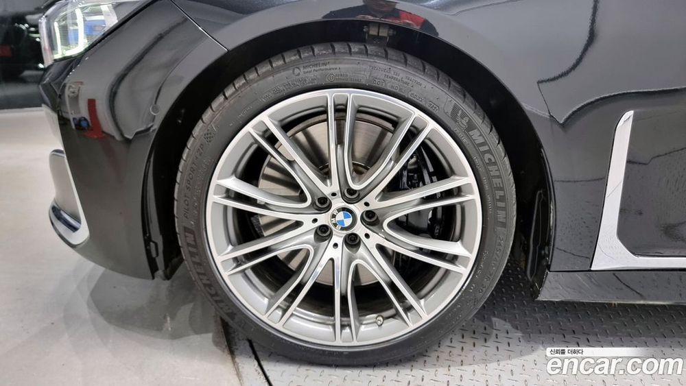 BMW 7 Series (G11) M760Li xDrive V12 Excellence (01.2021)