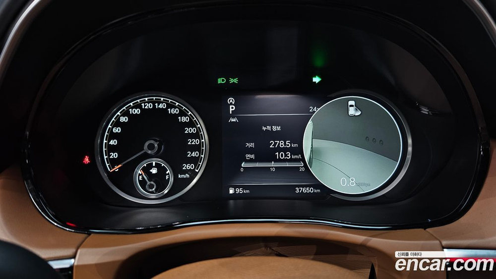 Genesis GV70 2.5T Бензин AWD (10.2021)