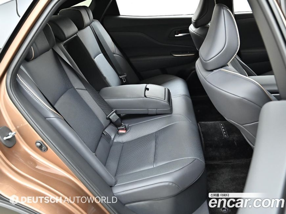 Toyota Crown Crossover 2.4 4WD Dual Boost Hybrid (07.2023)