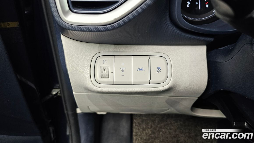 Hyundai Venue 1.6 Modern (06.2020)