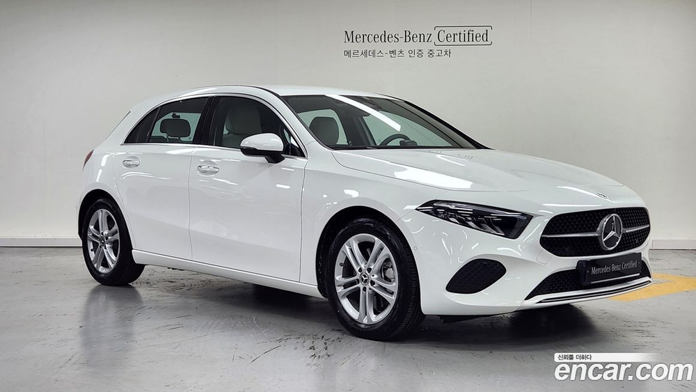 Mercedes-Benz A-Class W177 A220 Hatchback (02.2024)